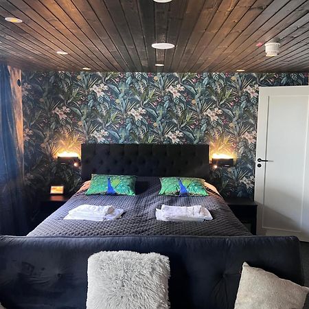 Beach House Истад Екстериор снимка