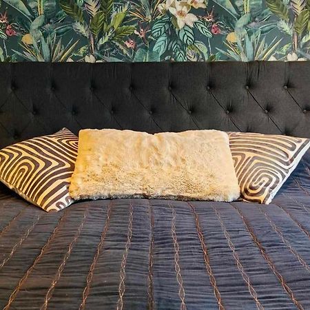 Beach House Истад Екстериор снимка