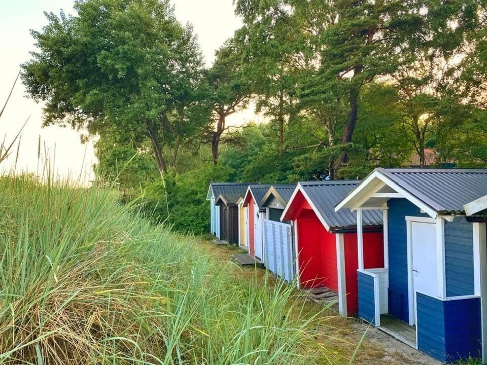 Beach House Истад Екстериор снимка